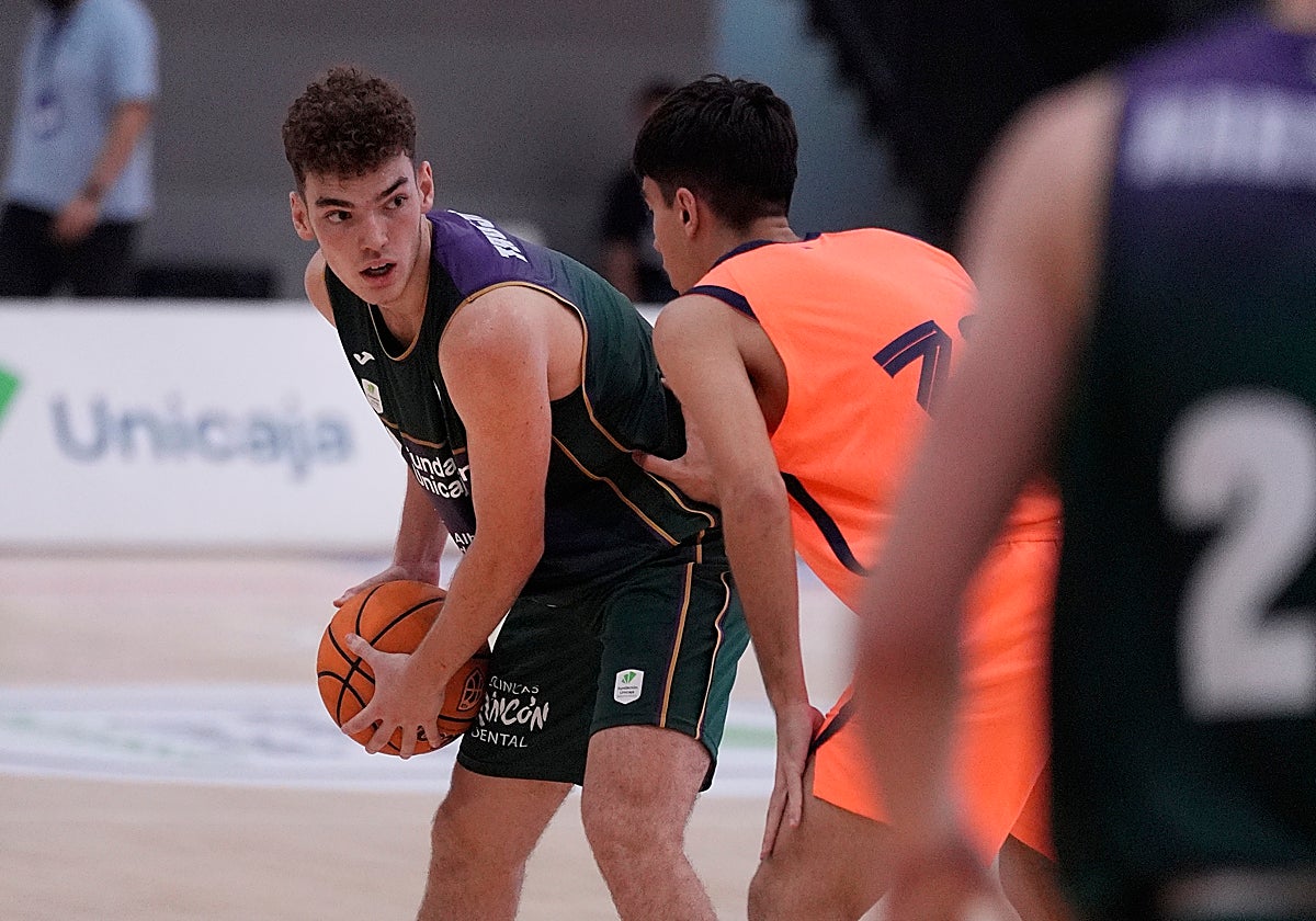Manu Trujillo, ante el Barça.