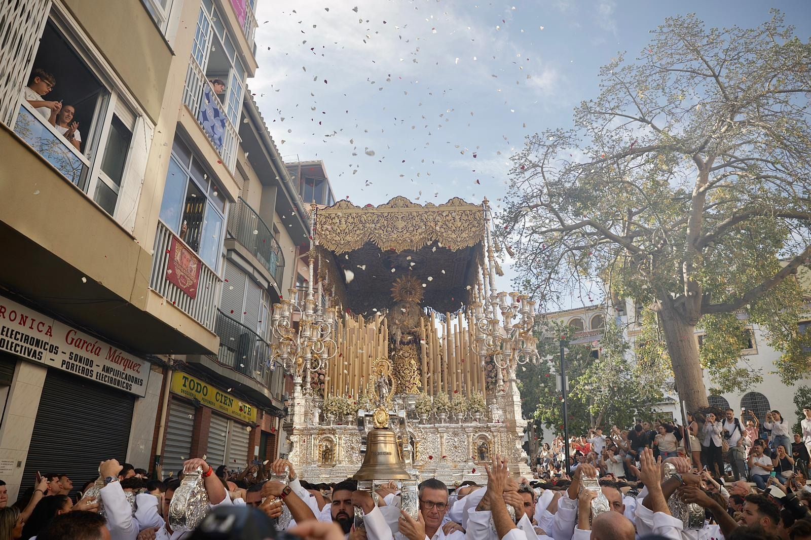 Petalada a la Virgen de la Trinidad esta tarde.