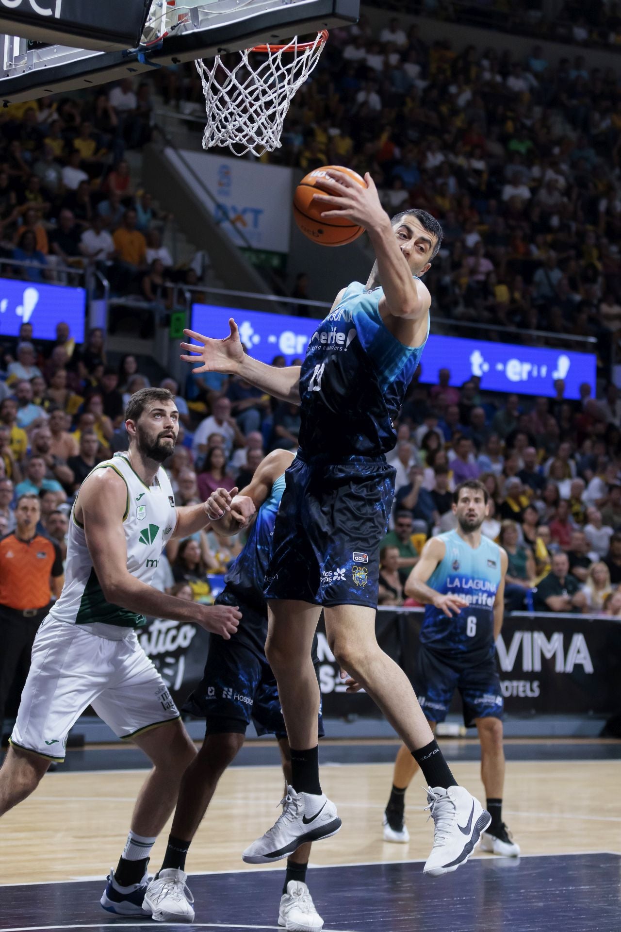 El partido La Laguna Tenerife - Unicaja, en imágenes