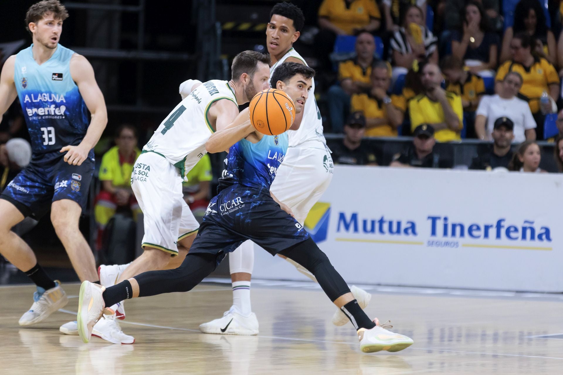 El partido La Laguna Tenerife - Unicaja, en imágenes