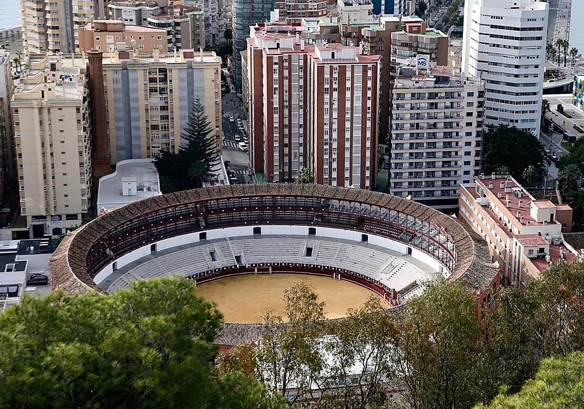 Vista de la plaza de toros de la capital.