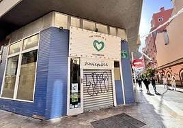 Fachada de Noviembre, ya cerrado.