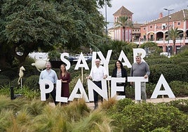 Los responsables de Plaza Mayor, en el photocall de la iniciativa.