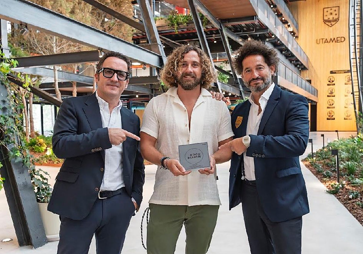 Miguel Reinoso, Ignacio Merino y Paco Ávila.