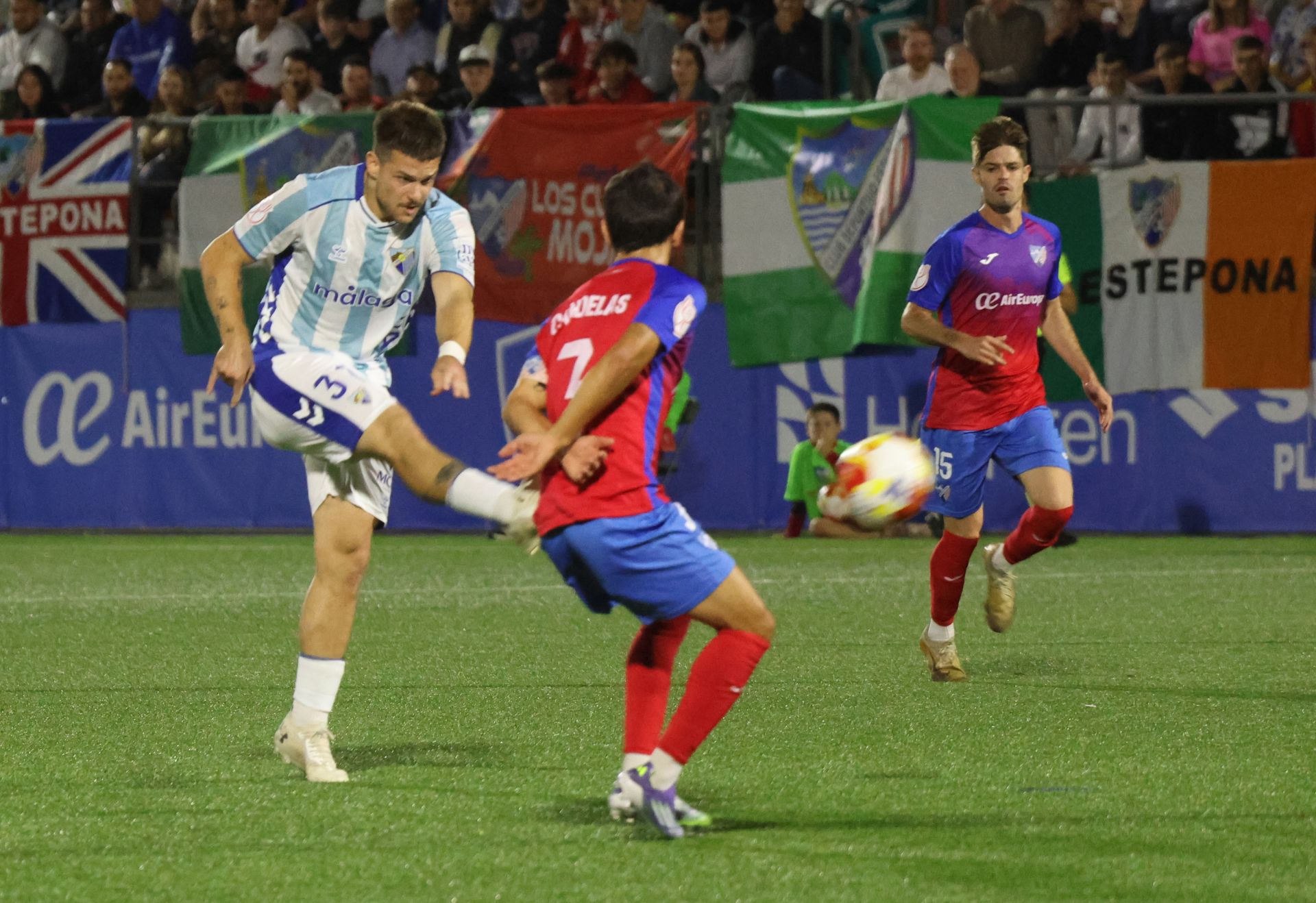 El Estepona-Málaga de Copa del Rey, en imágenes
