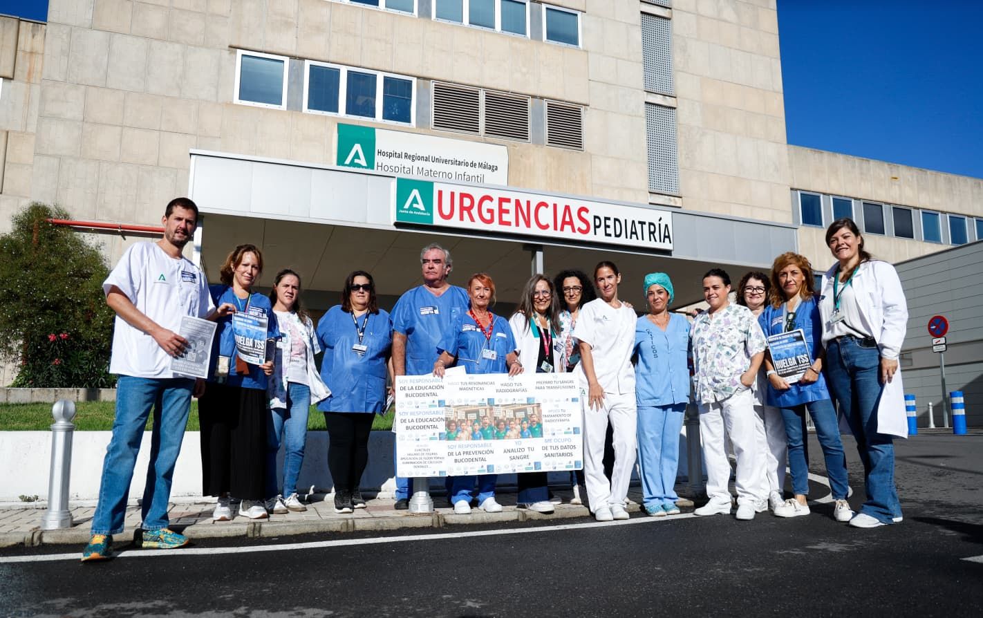 La huelga de técnicos superiores sanitarios en Málaga, en imágenes