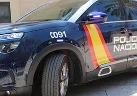 Siete detenidos en Alicante y Málaga al caer una red de contrabando internacional de tabaco y gas de la risa
