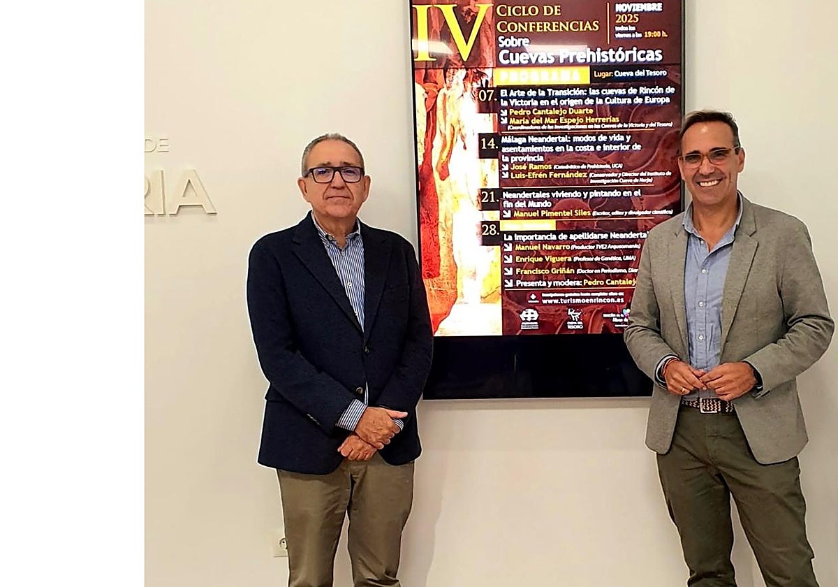 El investigador Pedro Cantalejo y el concejal Antonio José Martín.