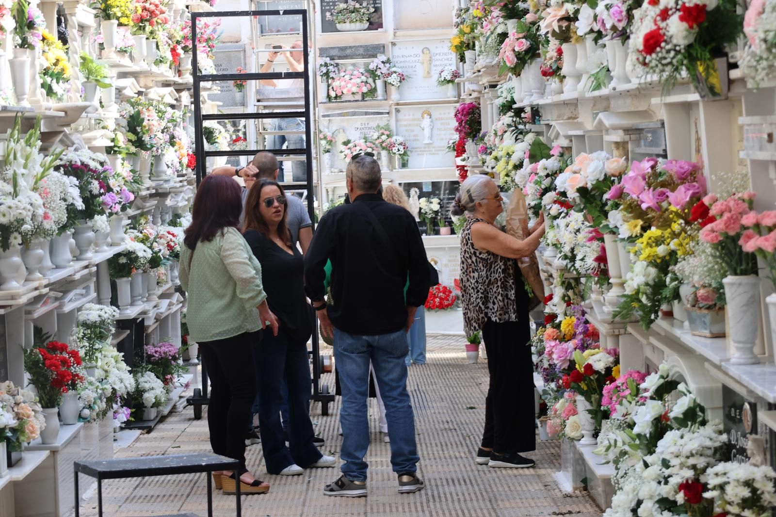Visita a cementerios de Marbella este 1 de noviembre