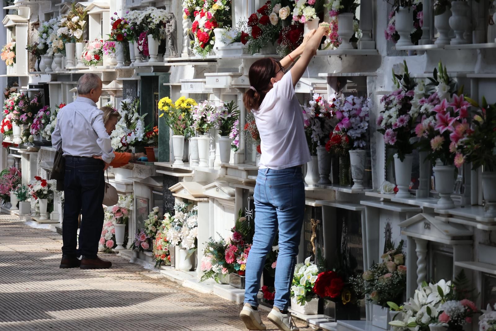 Visita a cementerios de Marbella este 1 de noviembre