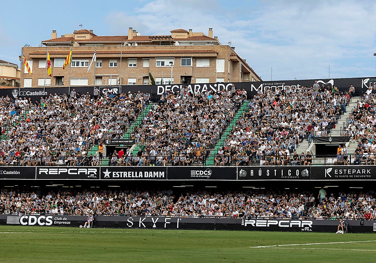 El SkyFi Castalia, el estadio del Castellón, durante un partido de la temporada pasada.