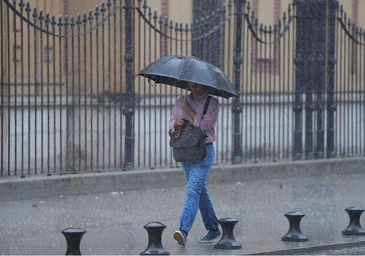 Llegan nuevas lluvias a Andalucía: Aemet advierte de «chubascos localmente fuertes acompañados de tormentas»