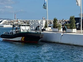 Investigan el hallazgo de un cadáver en el muelle de la gasolinera de barcos de Puerto Banús