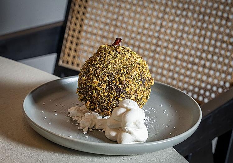 Pera cocida en glögg.