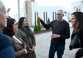 Representantes de Podemos Andalucía junto a Ione Belarra.