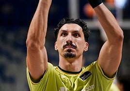 Djedovic, en un calentamiento.