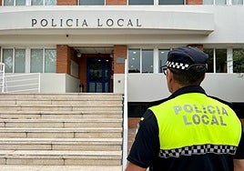 Cierran un club de fumadores ilegal en Fuengirola y detienen al propietario del local