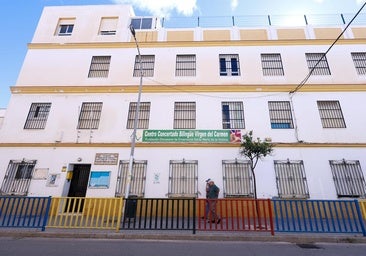 Edificio del colegio Virgen del Carmen, ubicado en la calle Las Navas.