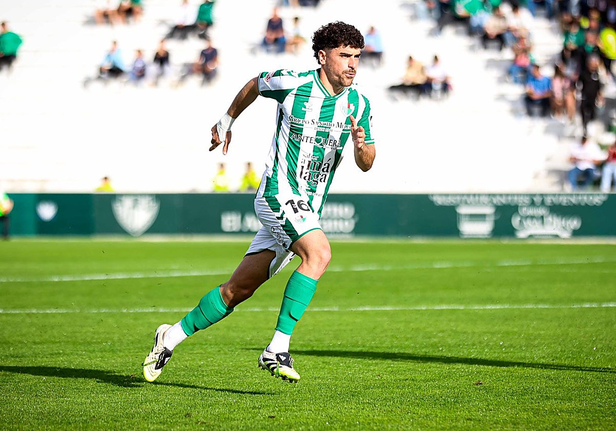 Gené, del Antequera, en un partido reciente.