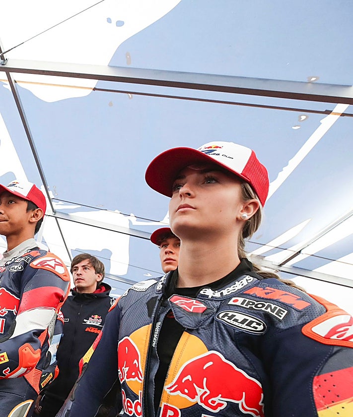 Imagen secundaria 2 - Alejandra Fernández, un año más en la mejor cantera del mundo