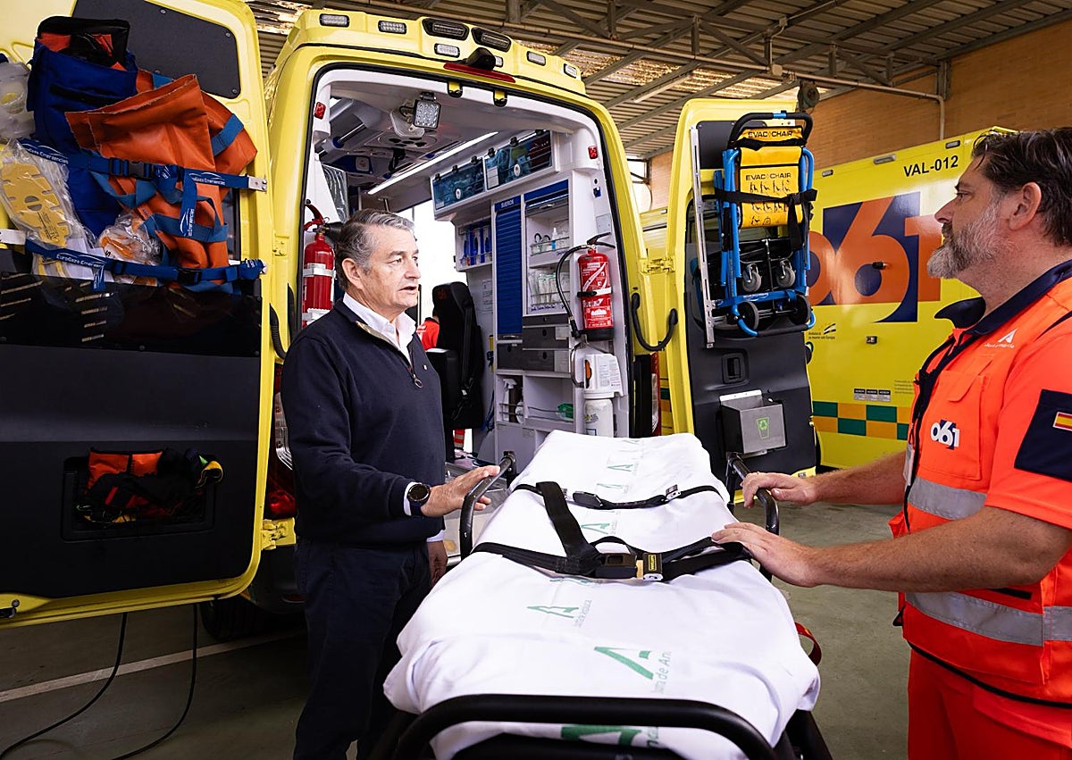 Imagen secundaria 1 - Imágenes de la visita al CES-061 de Málaga. 