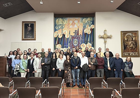 Archiveros de 24 cofradías se dieron cita en este primer encuentro promovido por la Agrupación de Cofradías.