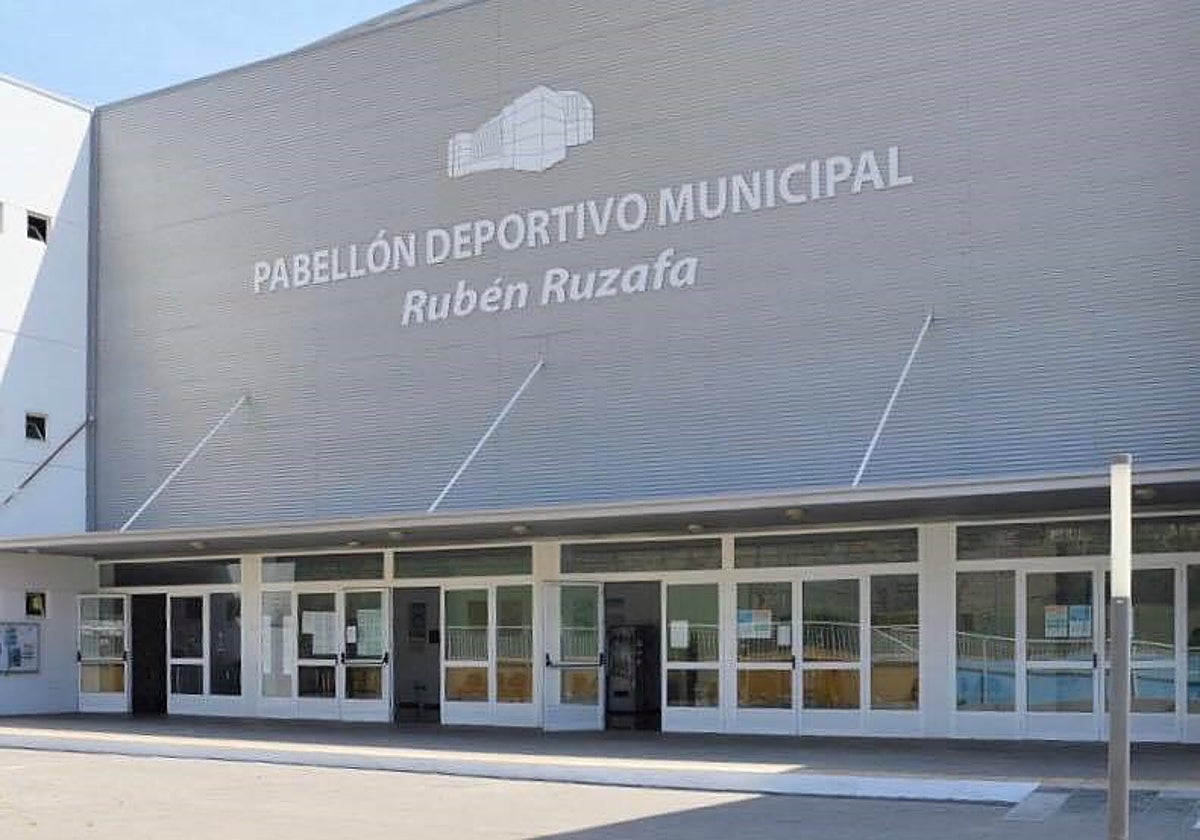 Pabellón Cubierto Municipal `Rubén Ruzafa´, en Torre de Benagalbón.