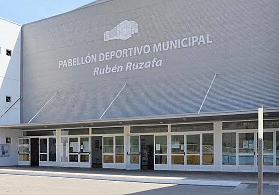 Pabellón Cubierto Municipal `Rubén Ruzafa´, en Torre de Benagalbón.