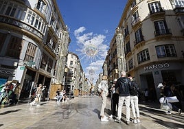 La calle Larios, preparada para la Navidad.