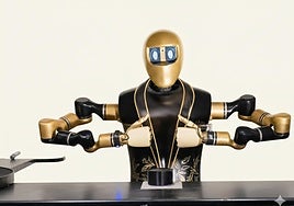 El robot 'bartender' de Macco Robotics se llama Kime.