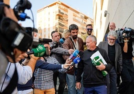 El alcalde de Fines, Rodrigo Sánchez, tras salir en libertad.