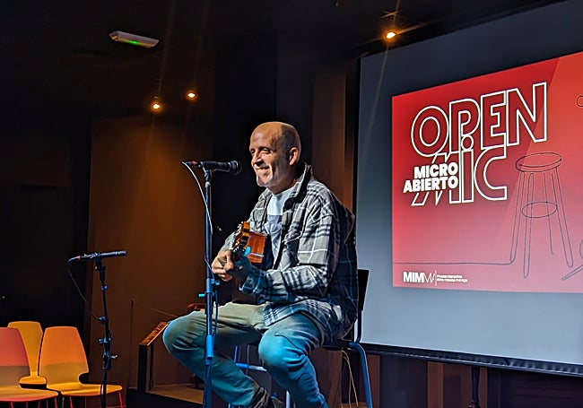 Ángel Fontalba en la quinta edición del Open Mic en el MIMMA.