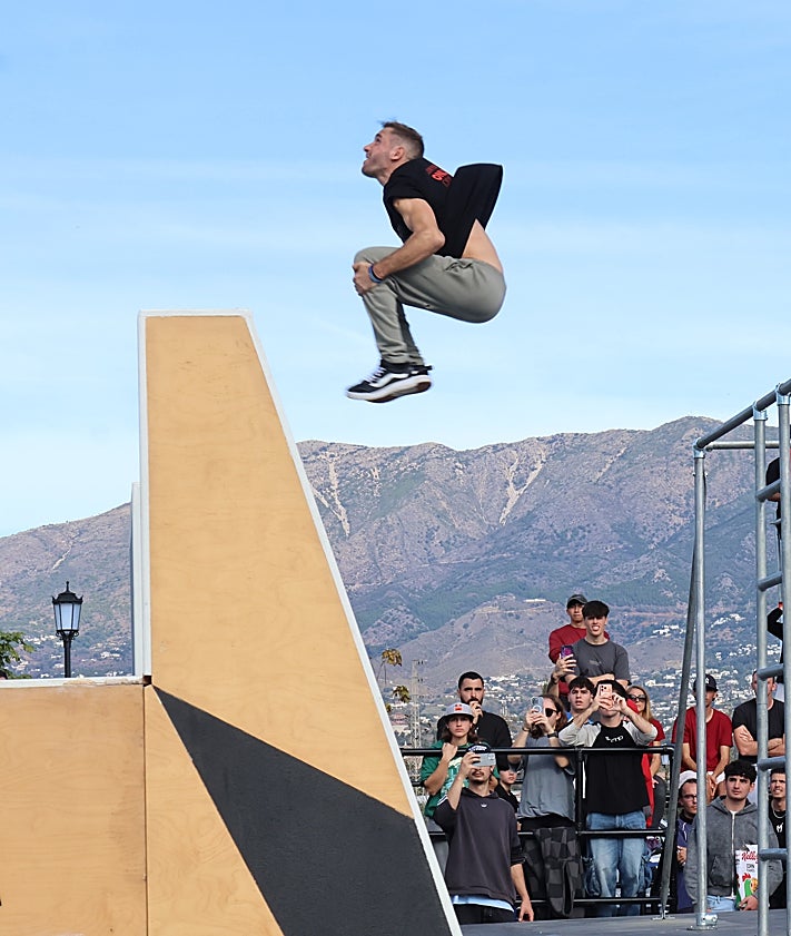 Imagen secundaria 2 - Mijas corona a los nuevos reyes del parkour español