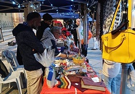 La plaza del Santuario acogerá el III Mercadillo Solidario de Cáritas de la Victoria y las cofradías del barrio.