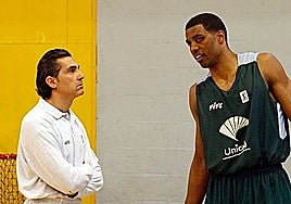 Scariolo y Larry Lewis en 2003.