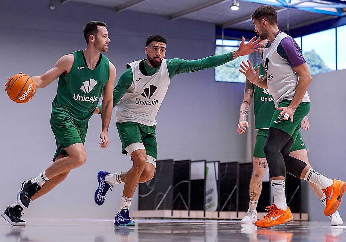 Horarios y cómo ver en televisión los partidos de los internacionales del Unicaja