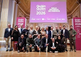 Foto de familia de los premiados.