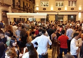 Imagen de archivo de la Plaza Mitjana.