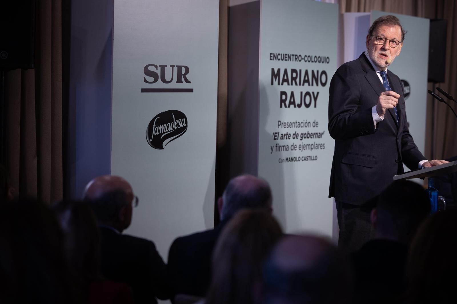 Rajoy presenta su libro en Málaga