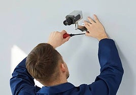 Sanción de 6.000 euros a una empresa por instalar cámaras sin señalizar en la zona de descanso de los trabajadores