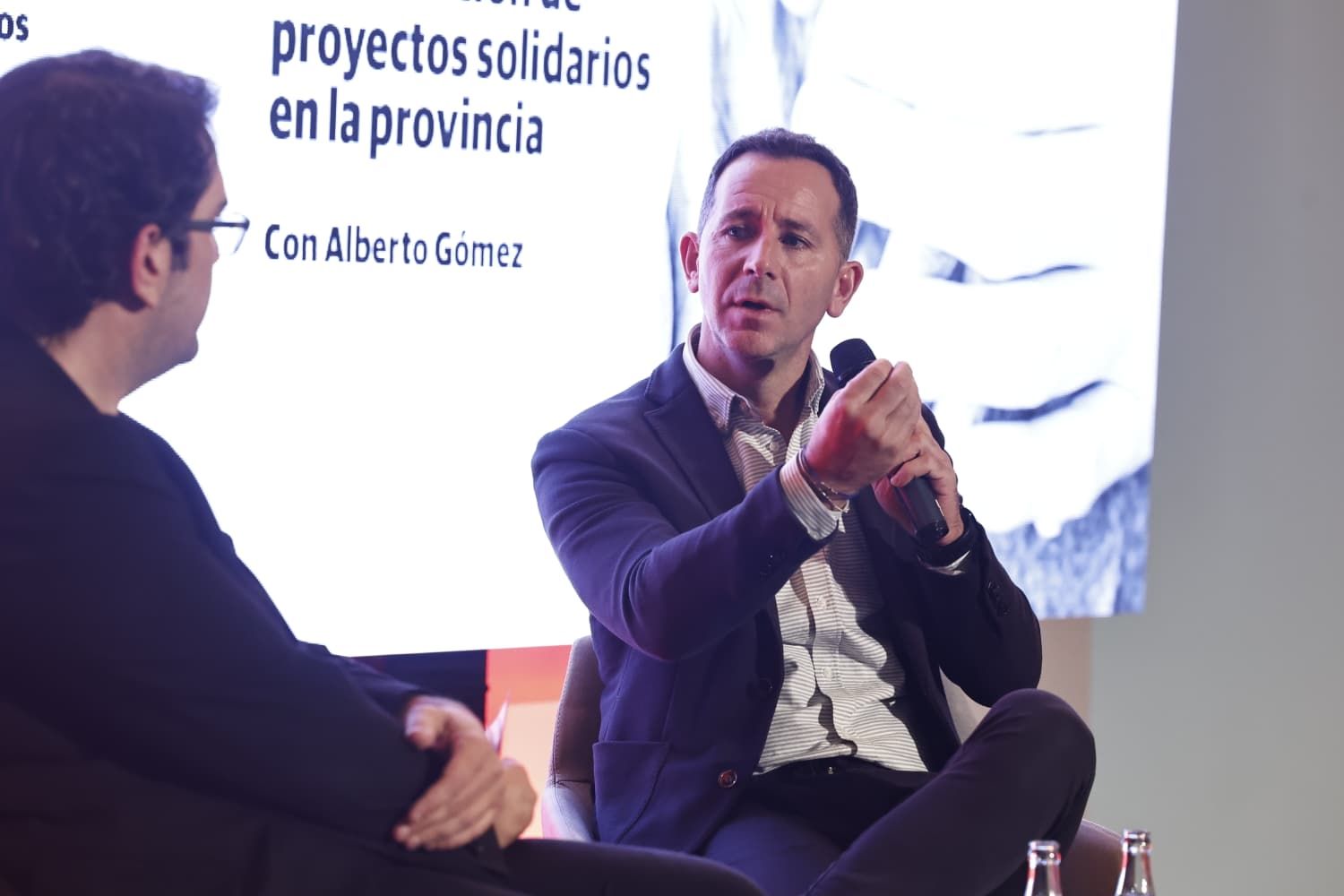 El Aula de Cultura de SUR en homenaje al voluntariado malagueño, en imágenes