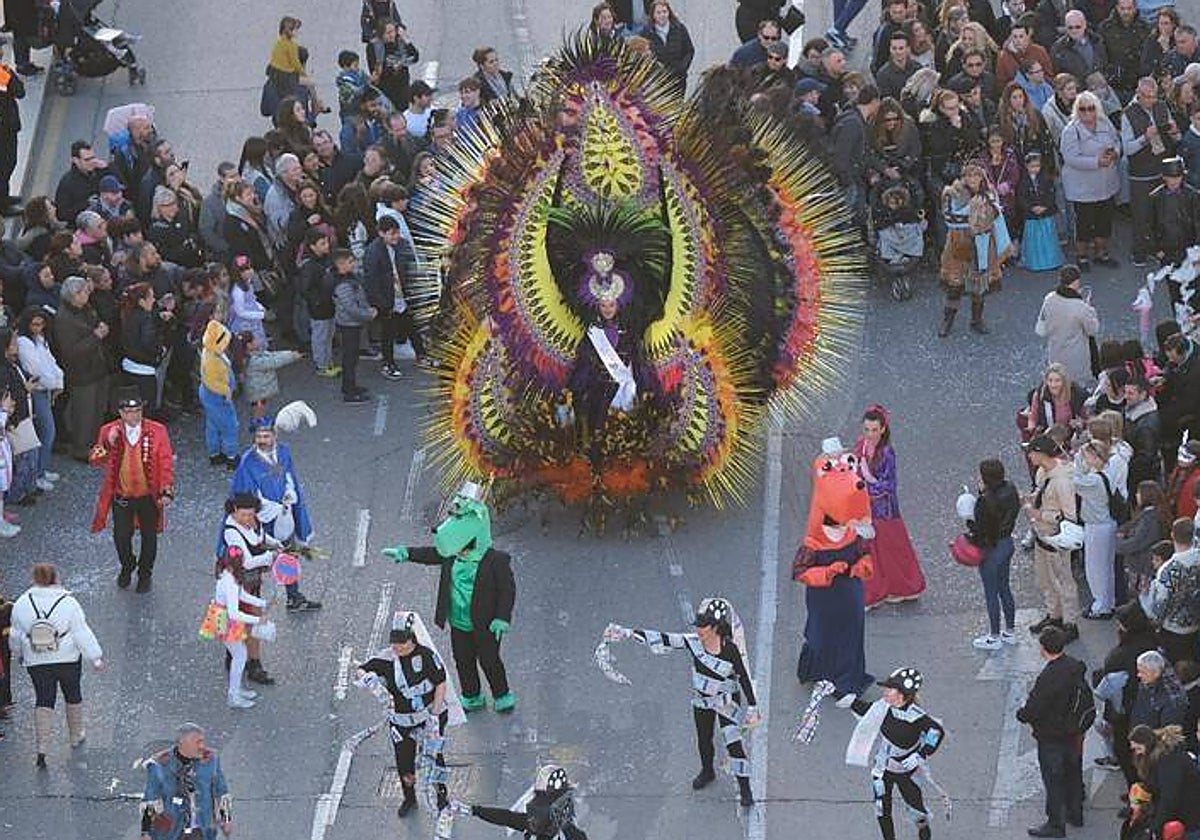 El TSJA avala el despido de un trabajador tras pillarlo un detective actuando con una murga en el carnaval de Málaga durante su baja médica