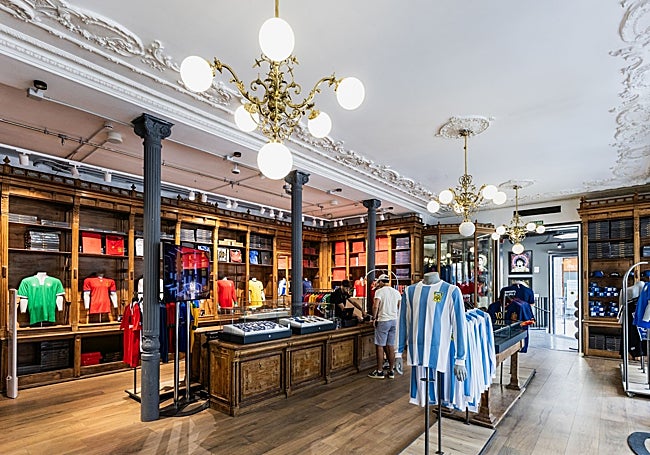 La tienda de camisetas de Legends.