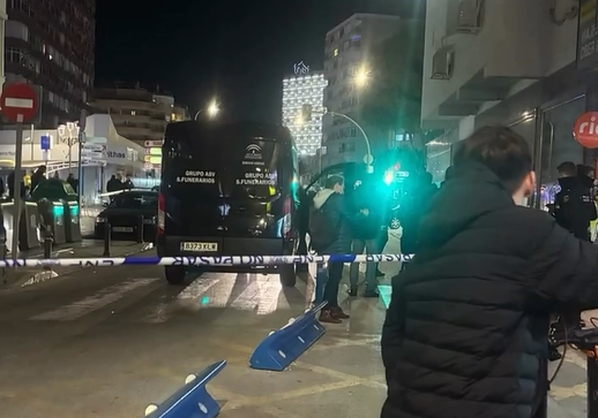 Muere tras sufrir una parada cardiorrespiratoria cuando la Policía lo reducía en un locutorio de Torremolinos