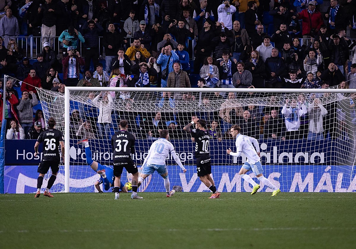 El penalti transformado por Dani Gómez en el 95 para lograr el empate a uno final.