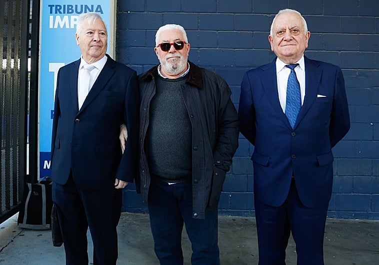 Los pequeños accionistas, muy molestos con el administrador en la junta de accionistas del Málaga