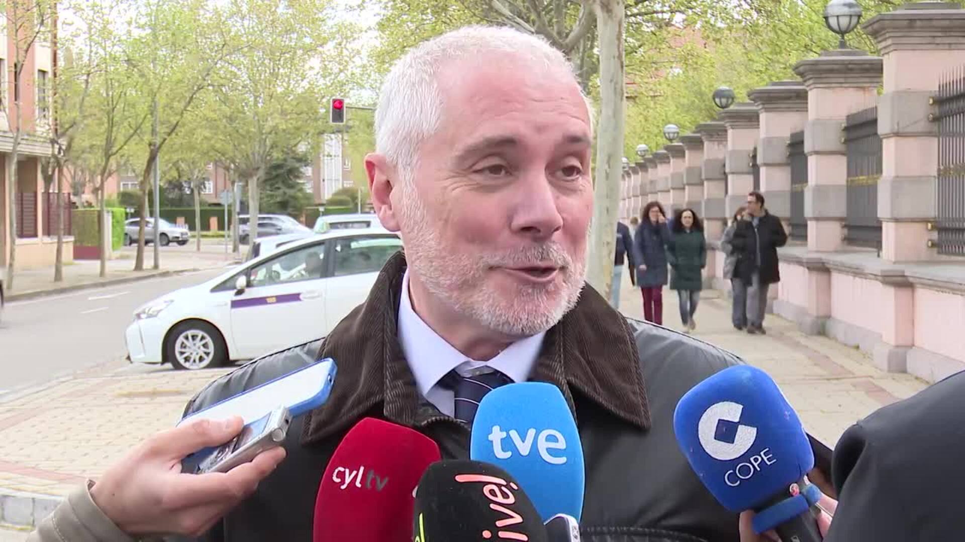 Unidad de los sectores afectados por aranceles y "ganas de ayudar" de JCyL, según López Sánchez