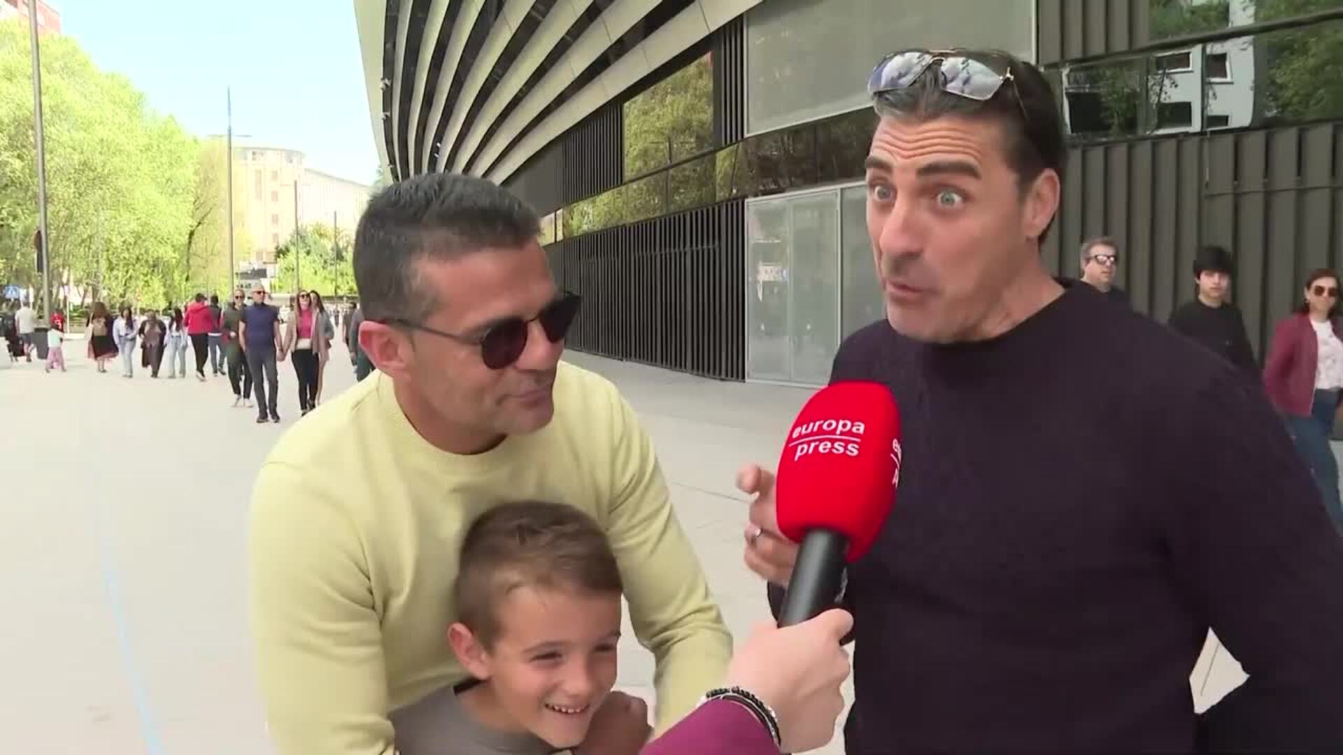Aficionados coinciden en que la polémica con los árbitros "no va a perjudicar" al Real Madrid