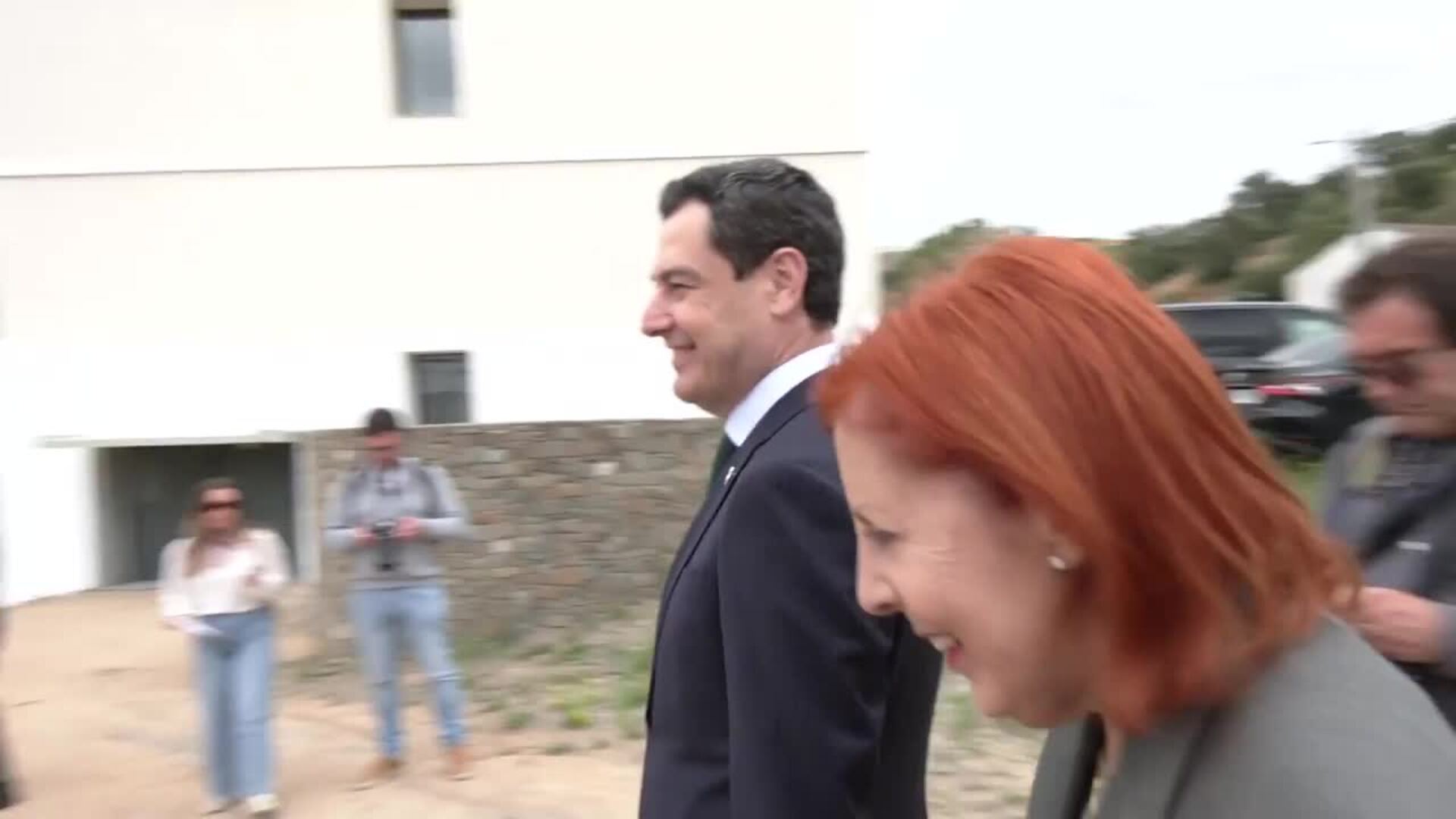 Moreno fomentará colaboración con Portugal en agua, transportes y AVE Faro-Sevilla