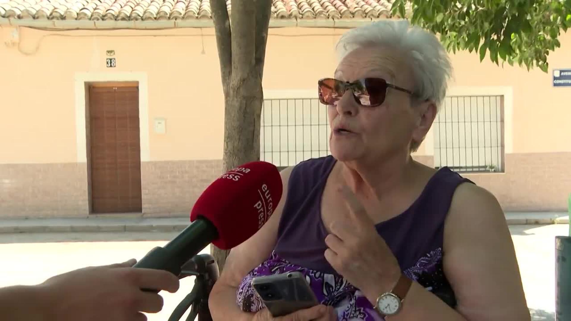 Evoluciona favorablemente el incendio de Villena, propagado a C-LM y ya estabilizado